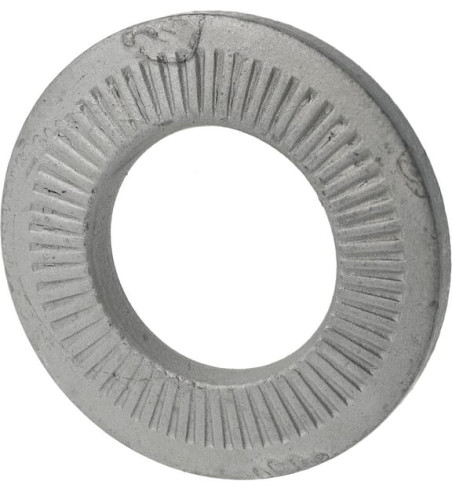 901628