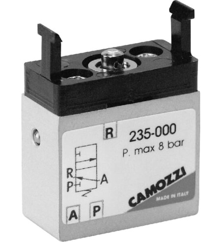 234000